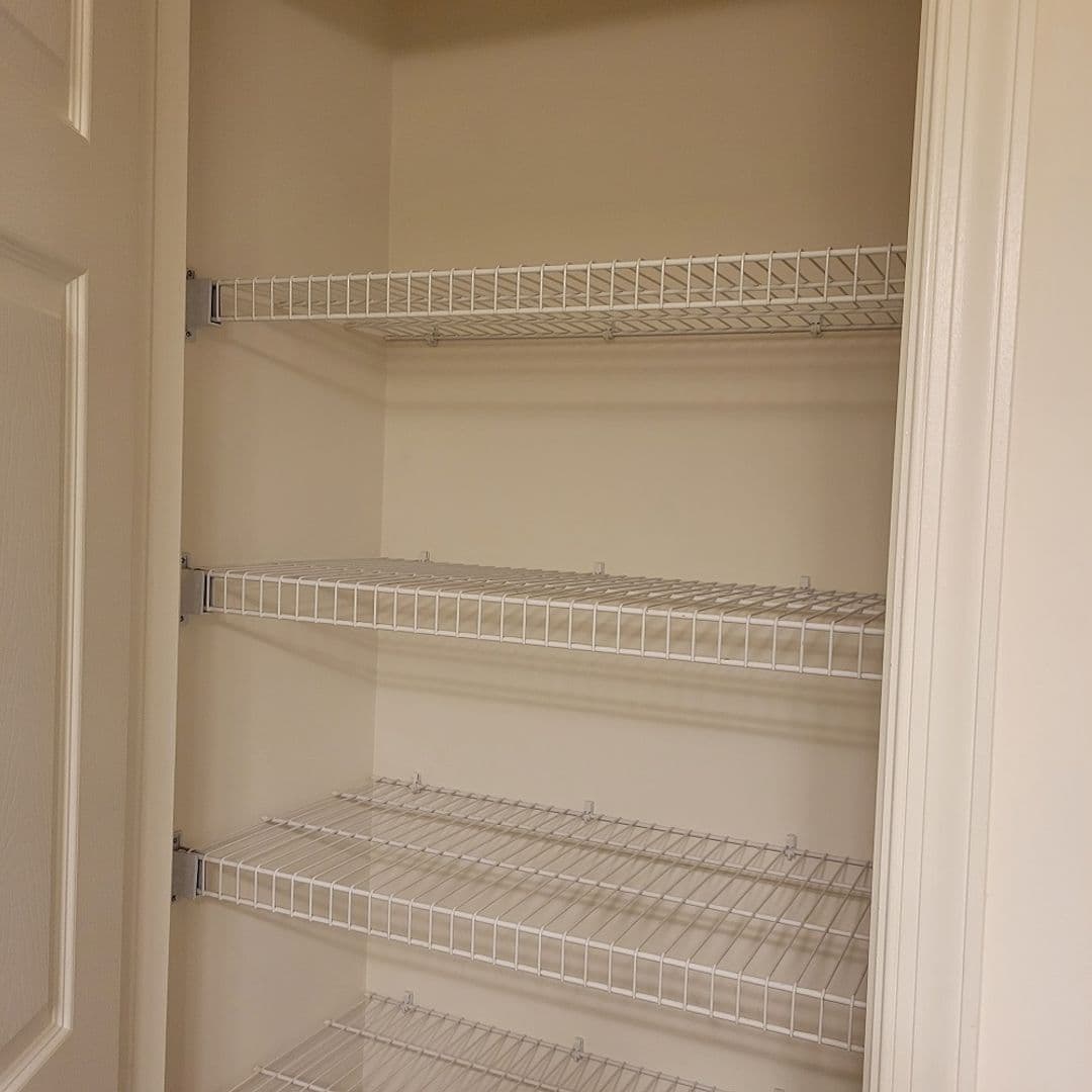 Lancaster Apartment: Pine Bridge Lane