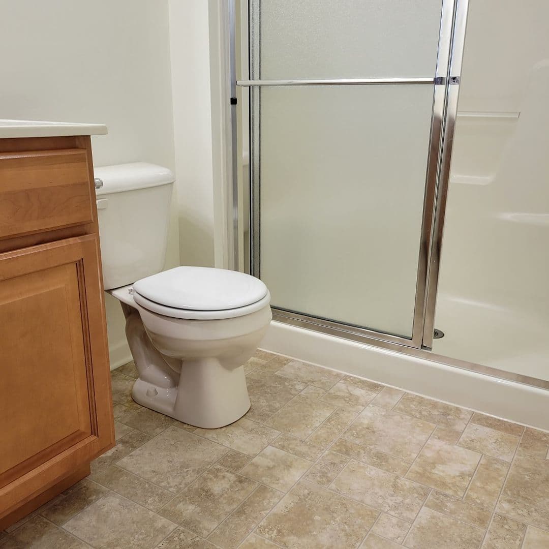 Lancaster Apartment: 231 Kilgannon Lane