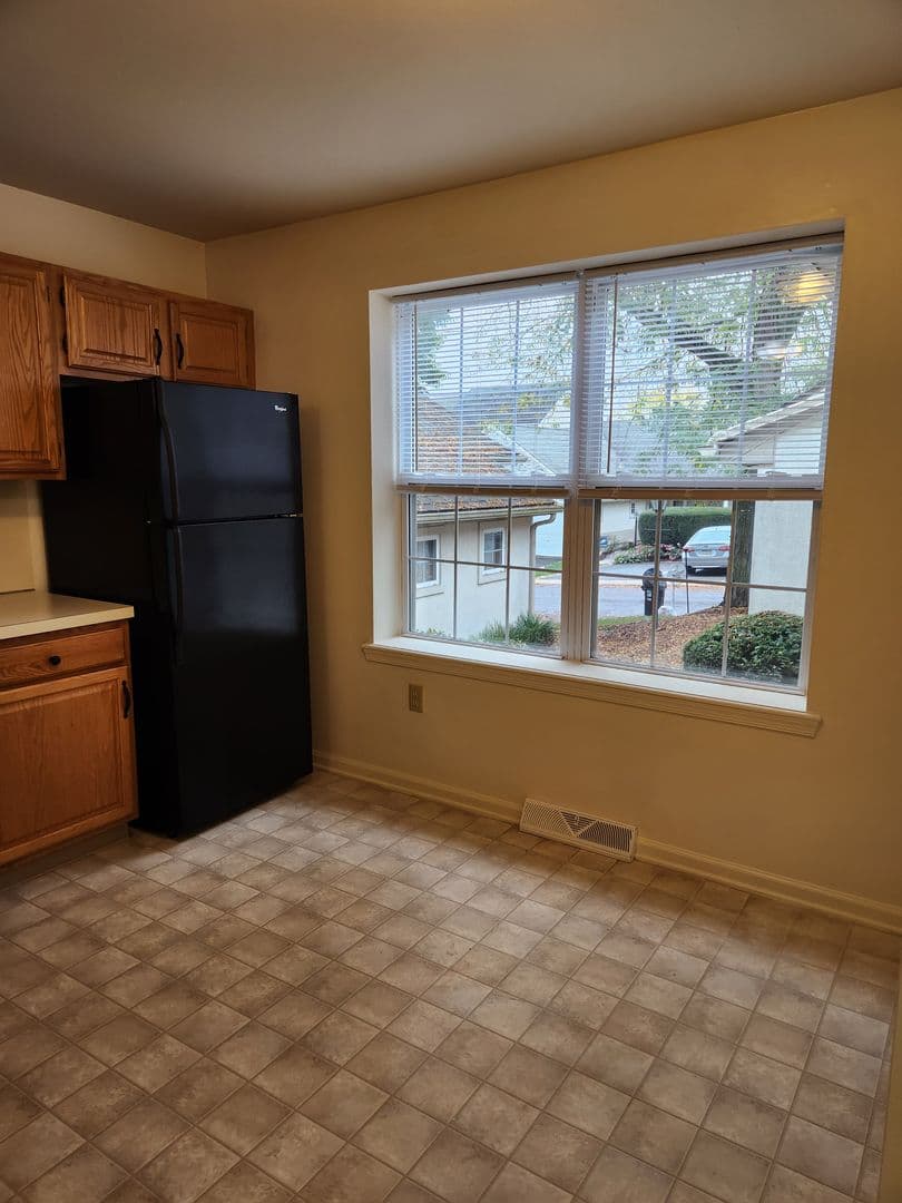 Millersville Apartment: Crestgate Place