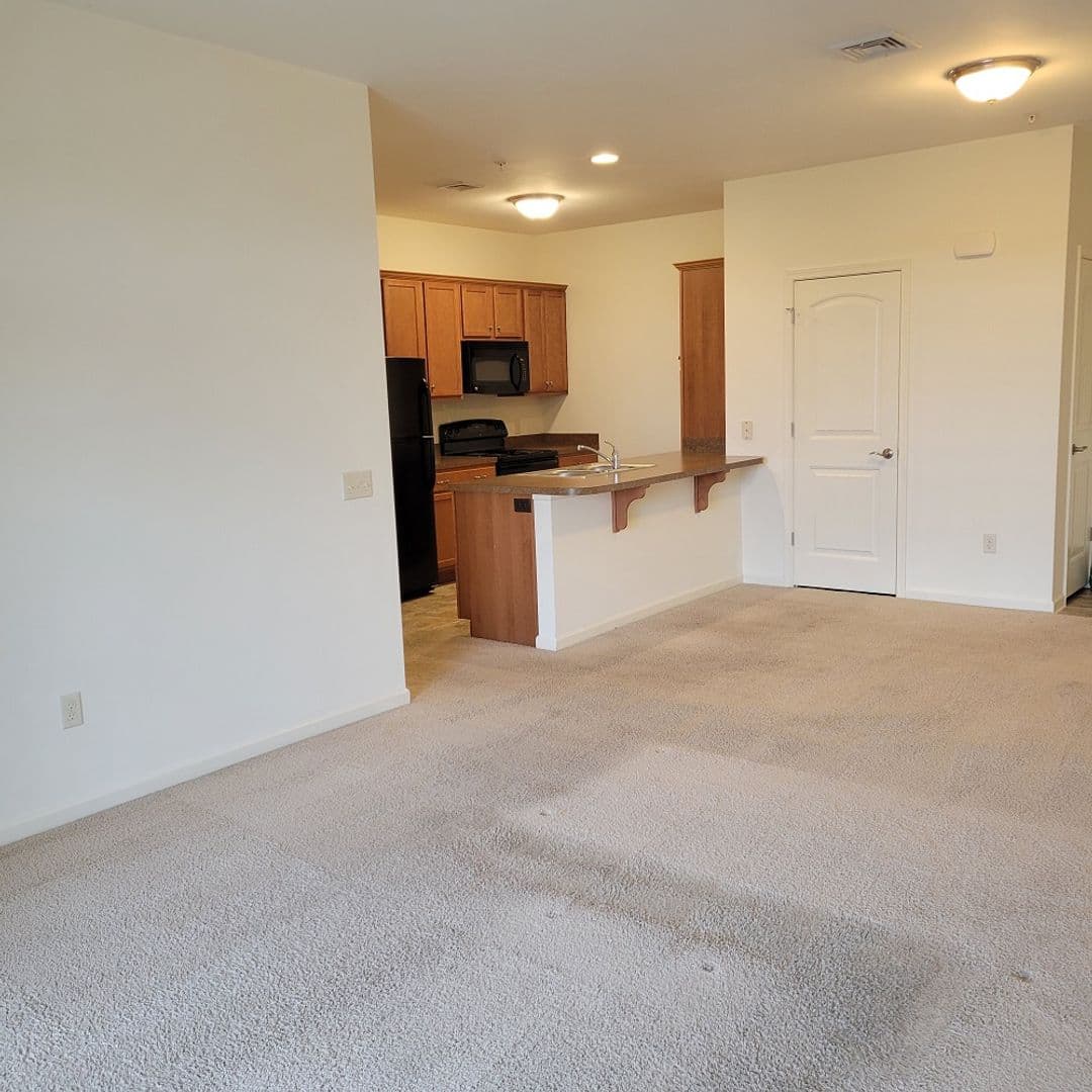 Lancaster Apartment: 231 Kilgannon Lane