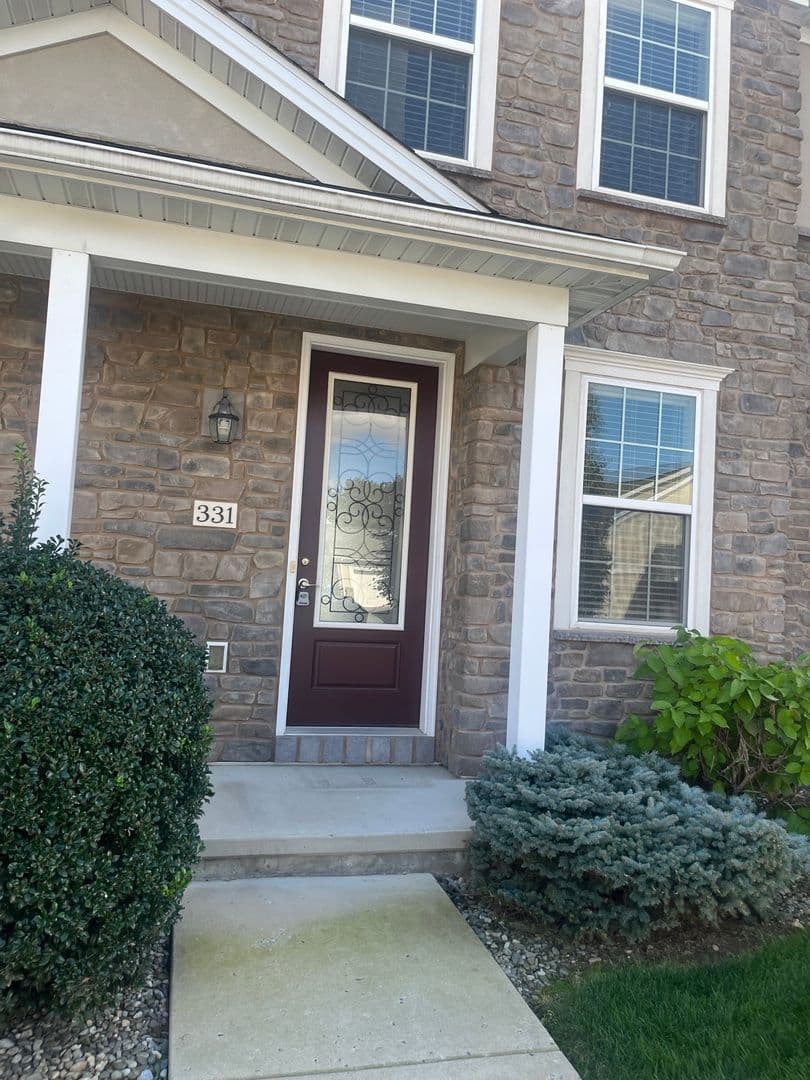 Lancaster Apartment: 231 Kilgannon Lane