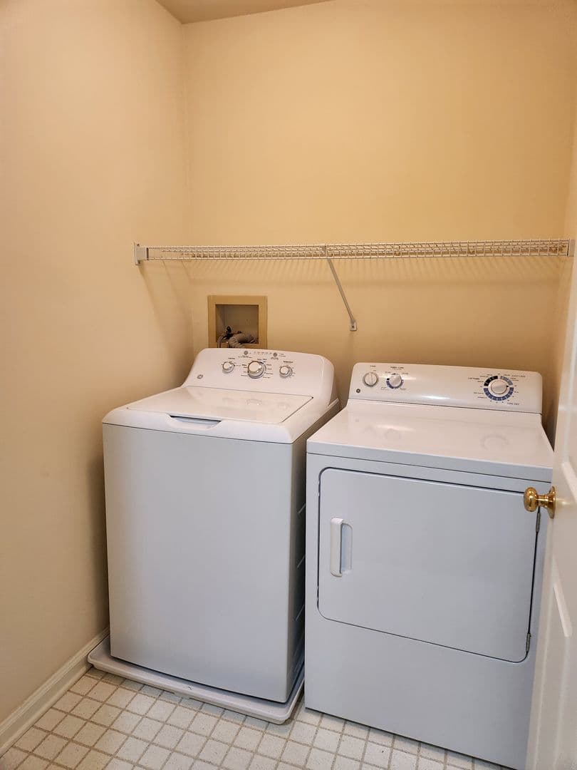 Millersville Apartment: Crestgate Place