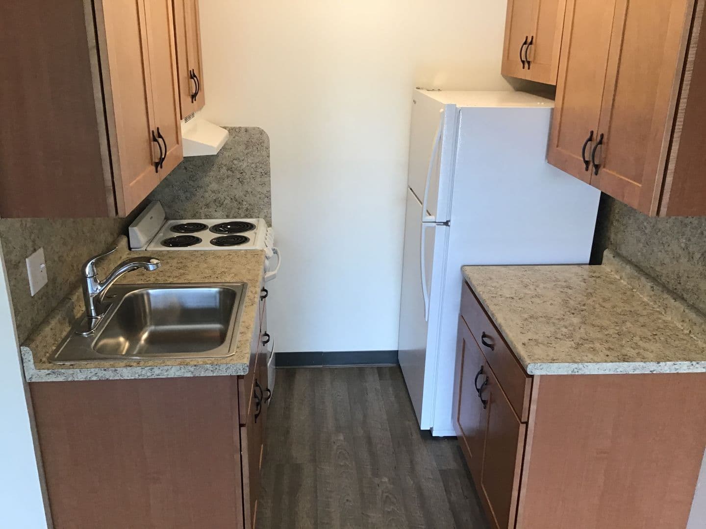 Lancaster Apartment: 831 Fremont Street