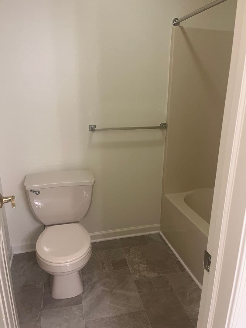 Lancaster Apartment: Whitechapel Road