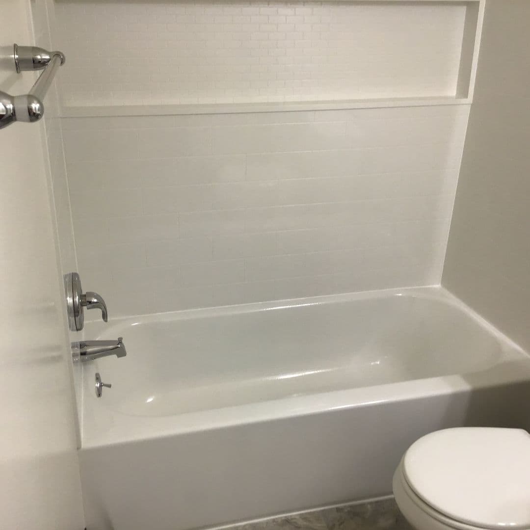 Lancaster Apartment: 30 Waverly Avenue