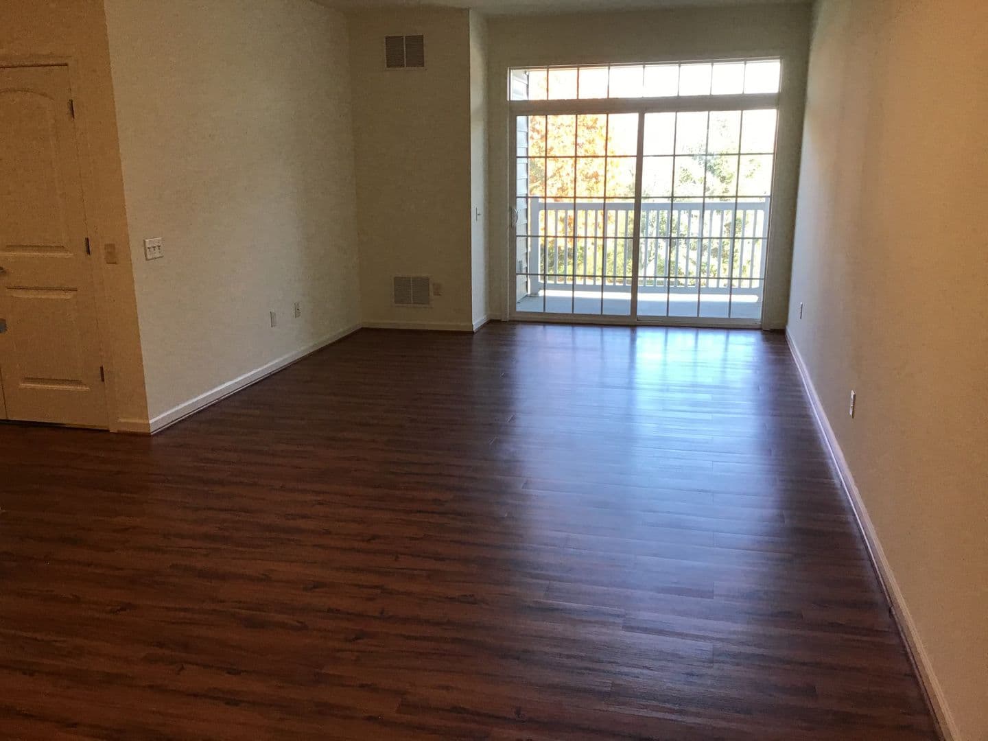 Lancaster Apartment: 231 Kilgannon Lane