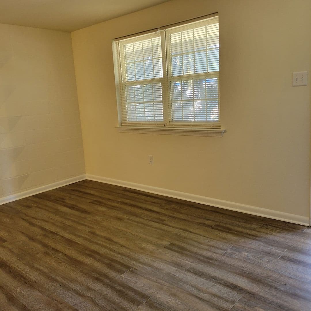Lancaster Apartment: Fruitville Pike and Dillerville Road