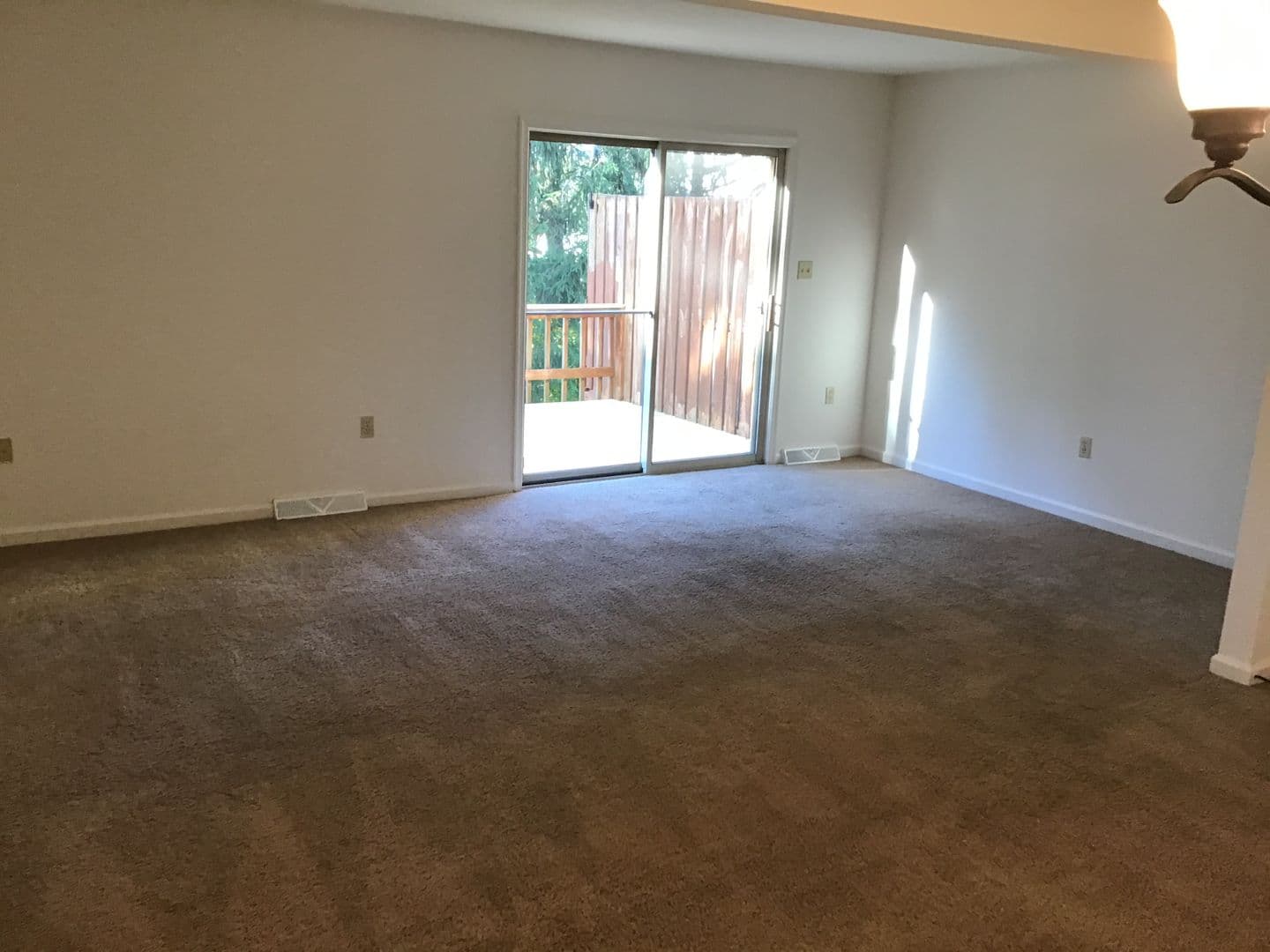 Lancaster Apartment: Pine Bridge Lane