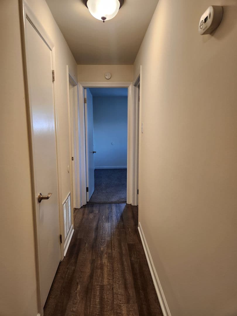 Lancaster Apartment: 30 Waverly Avenue