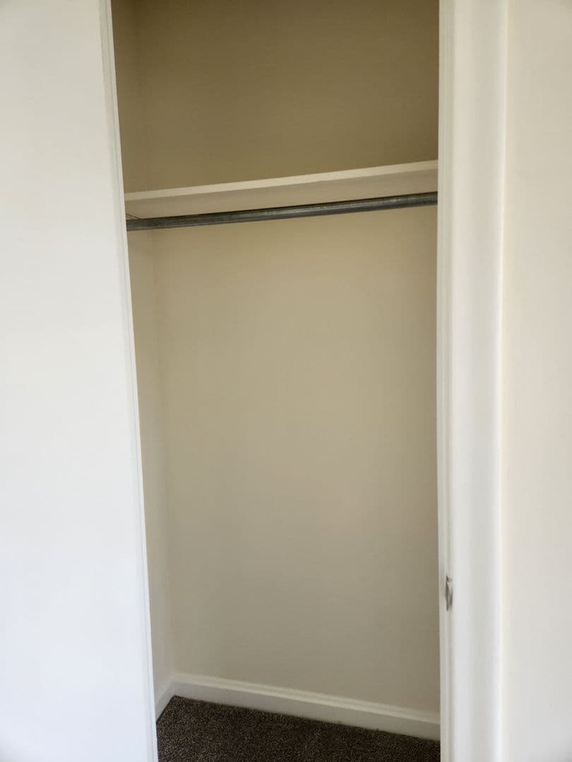 Lancaster Apartment: 30 Waverly Avenue