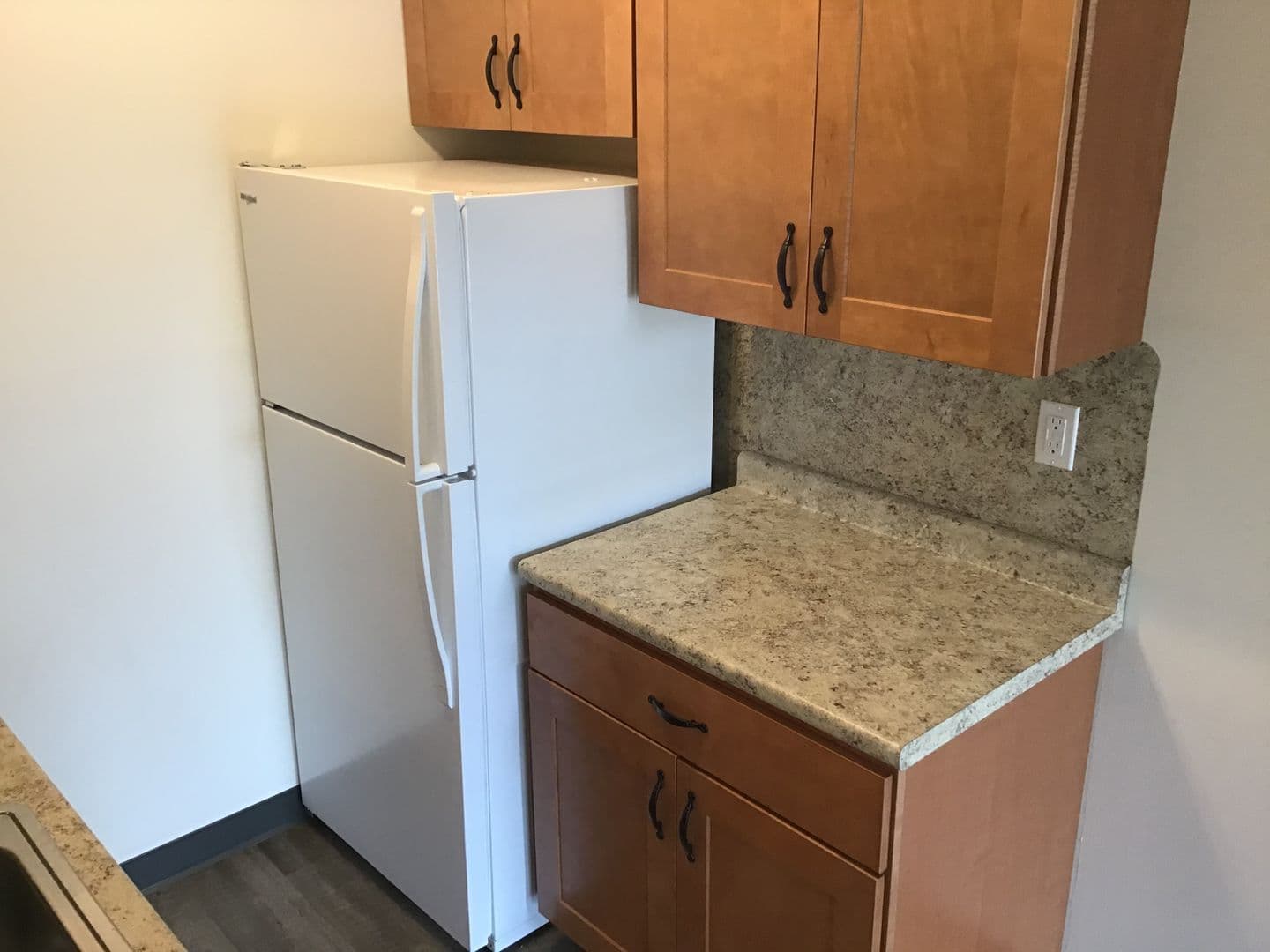 Lancaster Apartment: 831 Fremont Street