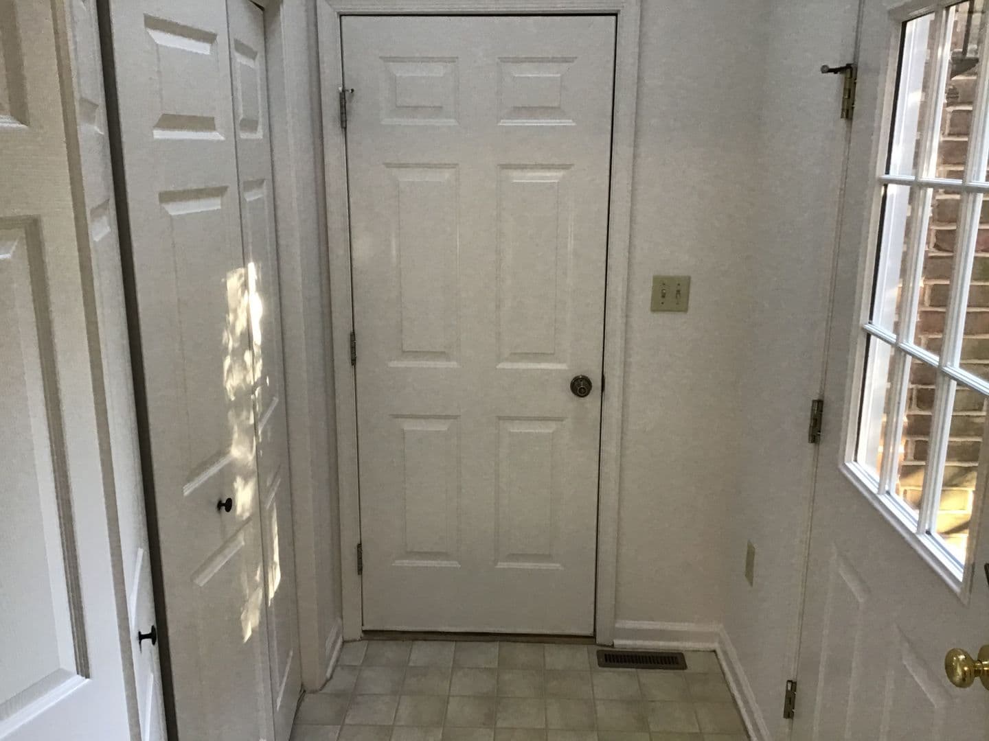 Lancaster Apartment: Pine Bridge Lane