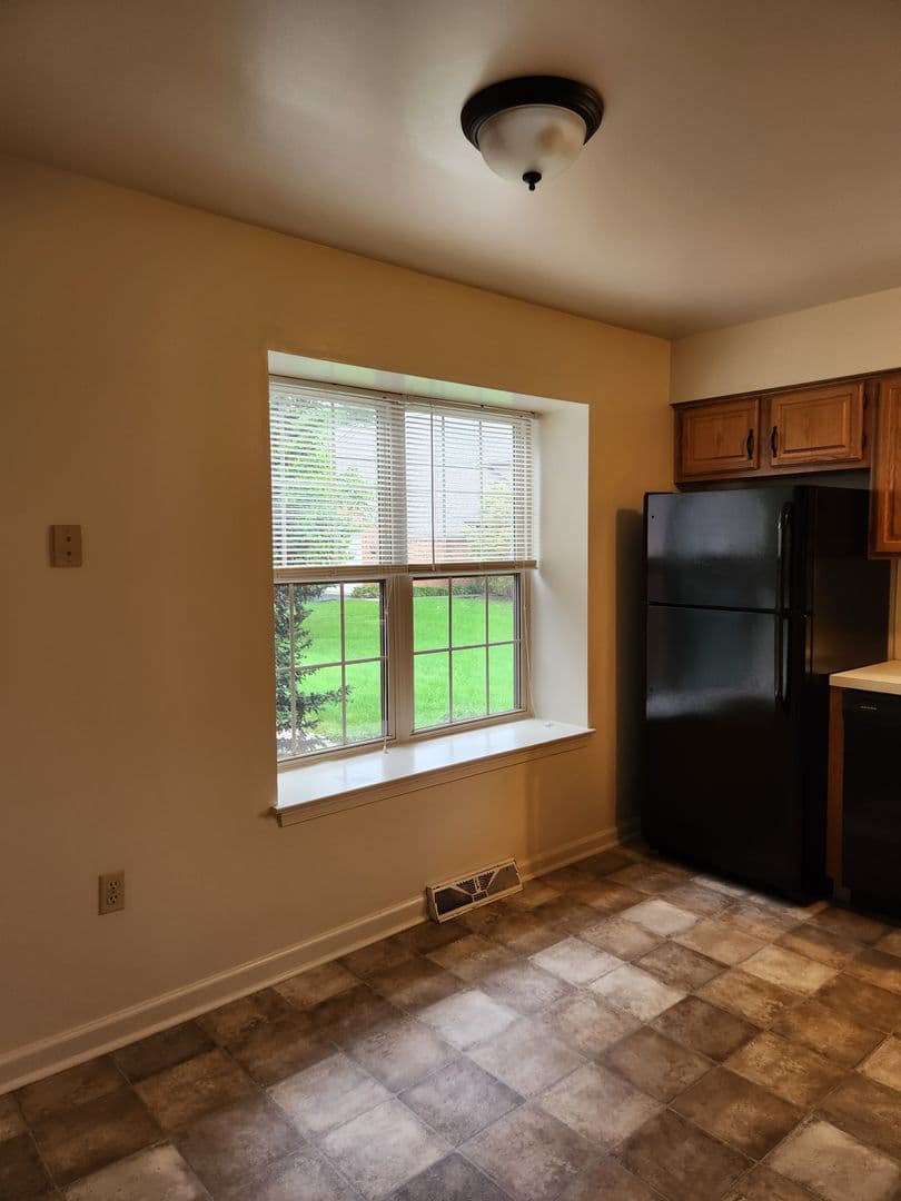 Lancaster Apartment: Pine Bridge Lane