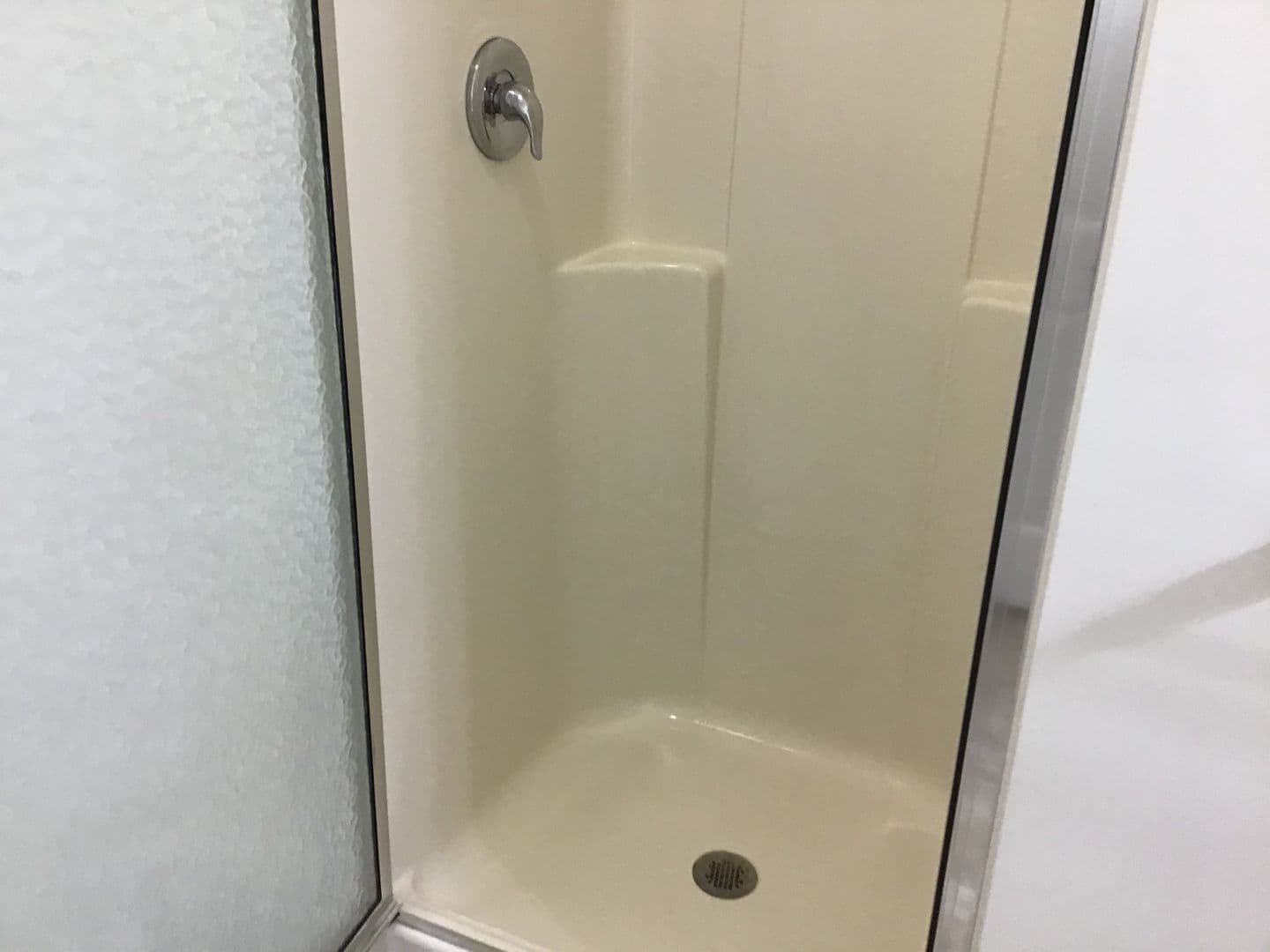 Lancaster Apartment: 231 Kilgannon Lane