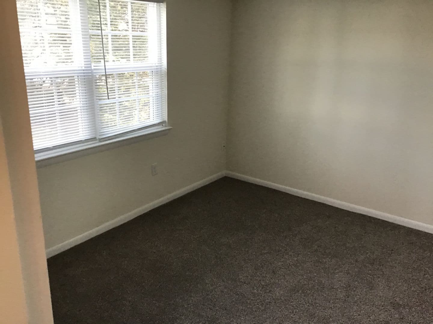 Lancaster Apartment: Fruitville Pike and Dillerville Road