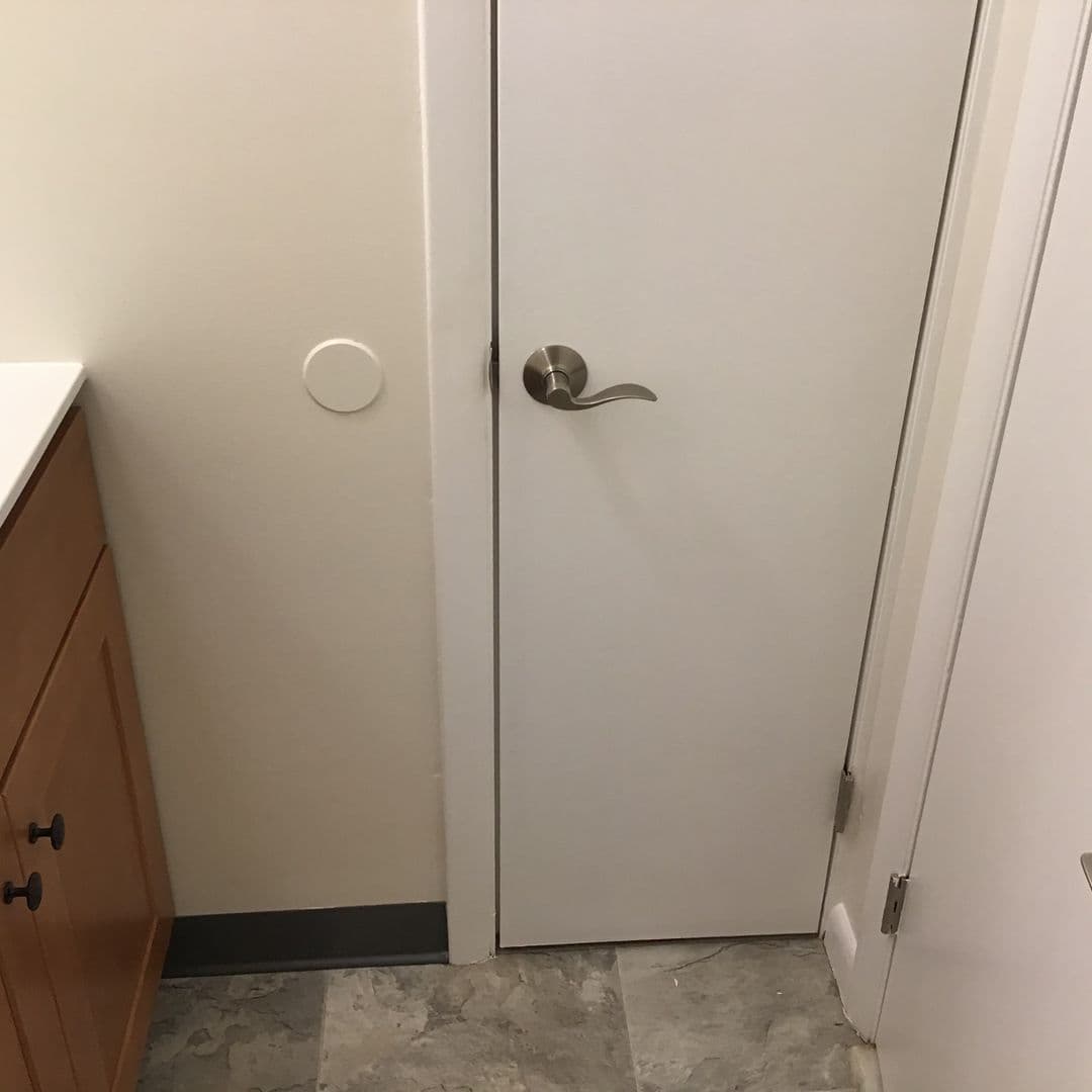 Lancaster Apartment: 30 Waverly Avenue