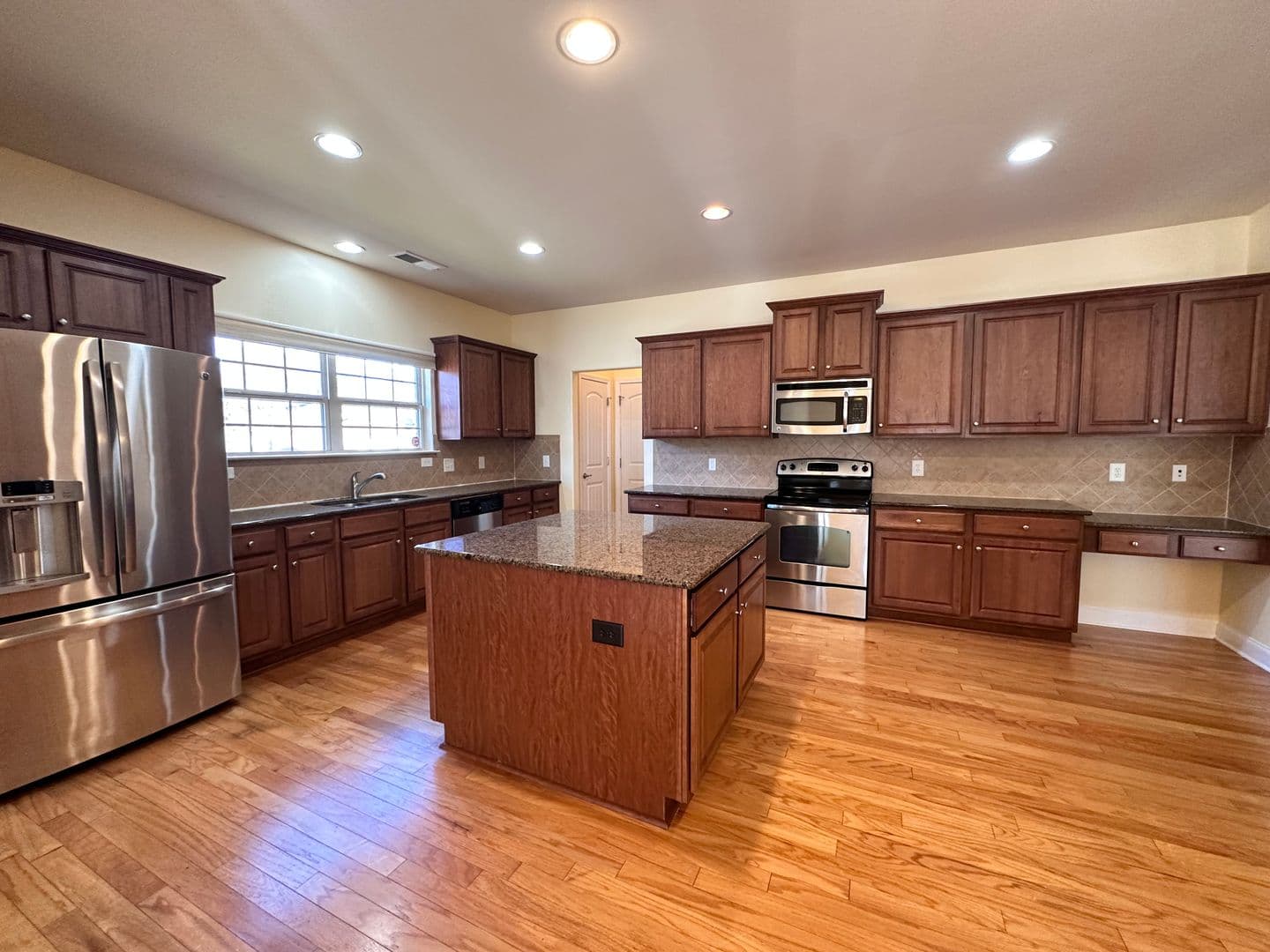 Rock Hill House: 3034 Tallgrass Bluff