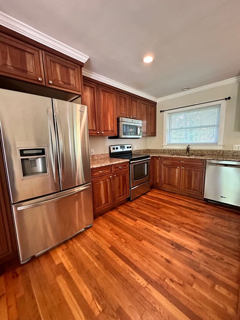 Columbia House: 3221 Foxhall Road