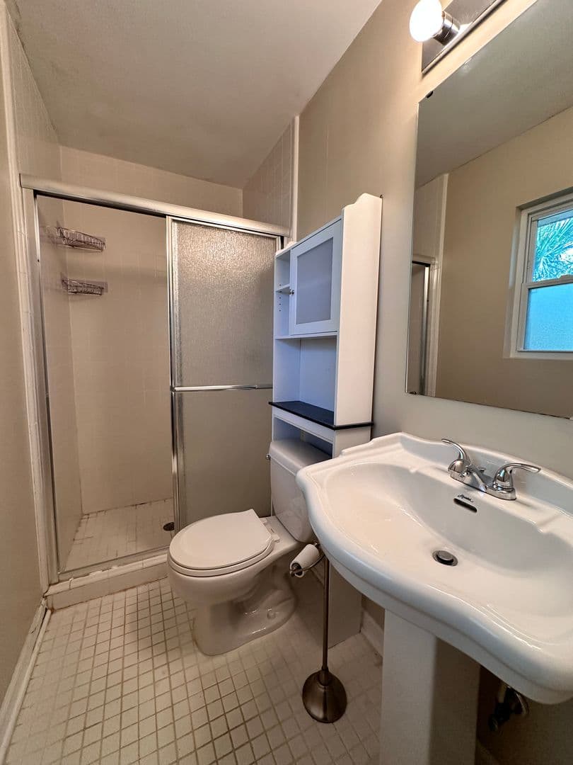 Columbia House: 3221 Foxhall Road