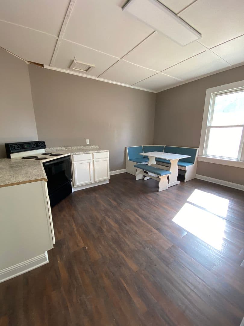 Clover House: 130 Oak Street