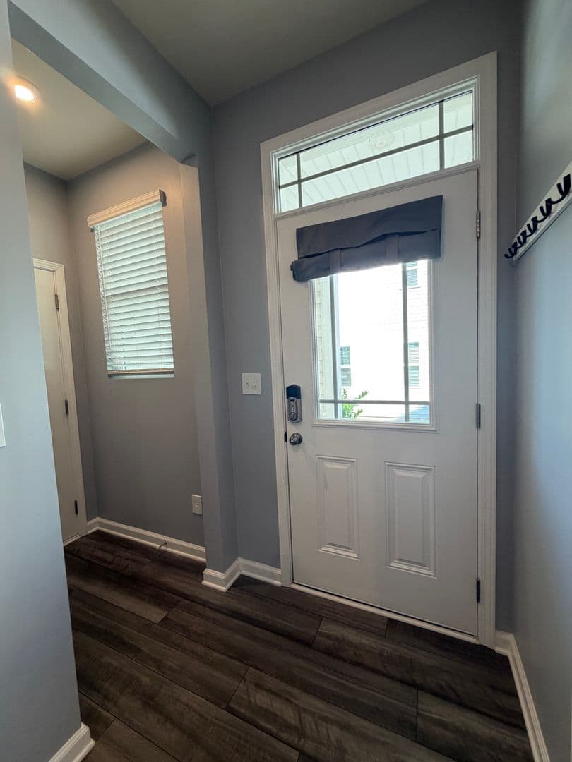 Indianland House: 1648 Munstead Place