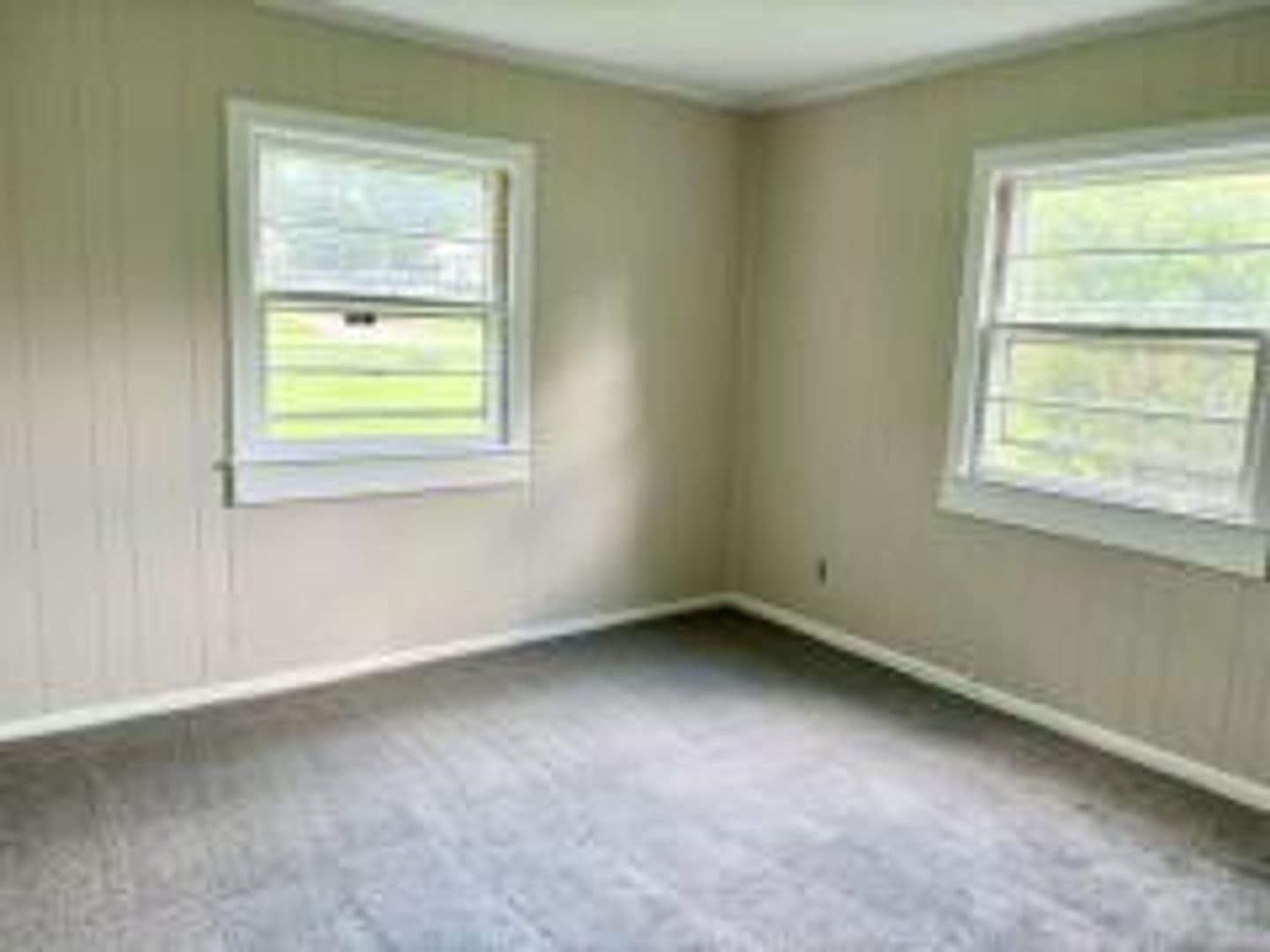 Rock Hill House: 1441 Bose Ave