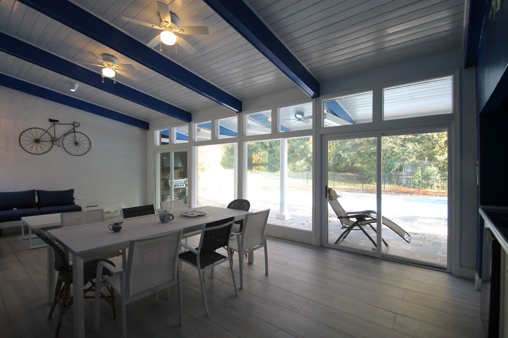 Rock Hill House: 421 Lakeside Drive