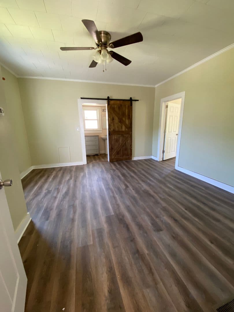 Clover House: 130 Oak Street