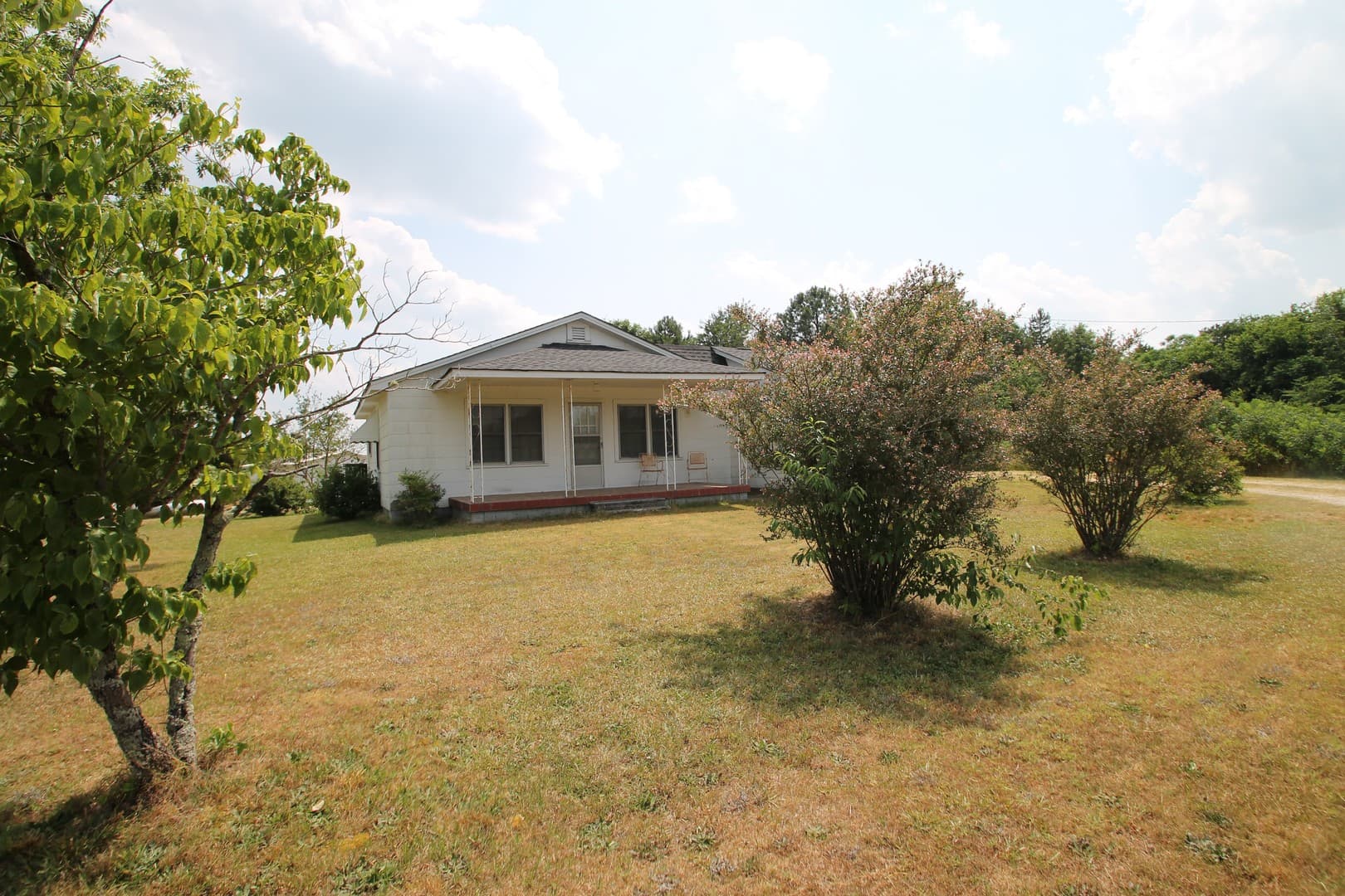 York House: 865 Mitchell Road