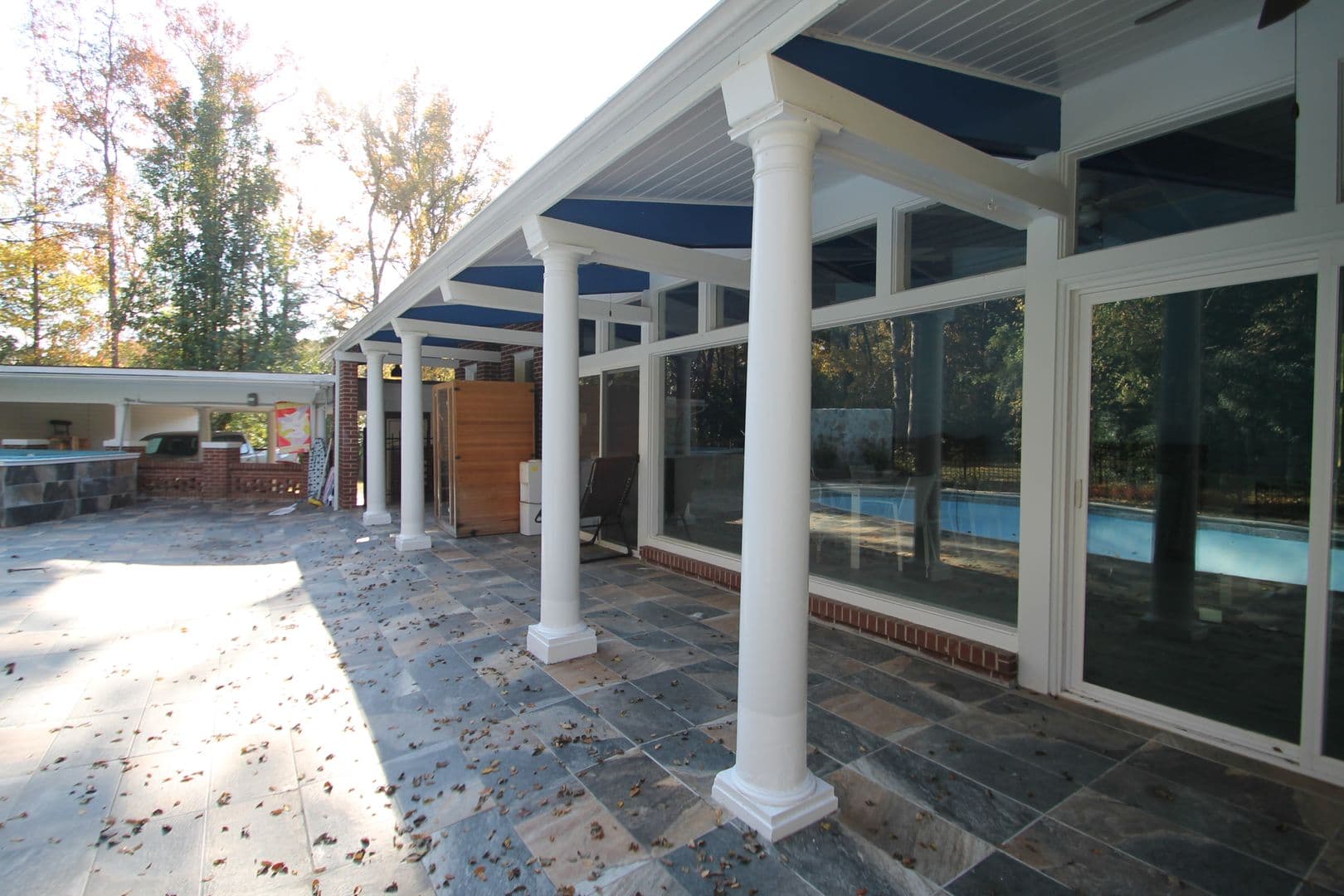 Rock Hill House: 421 Lakeside Drive