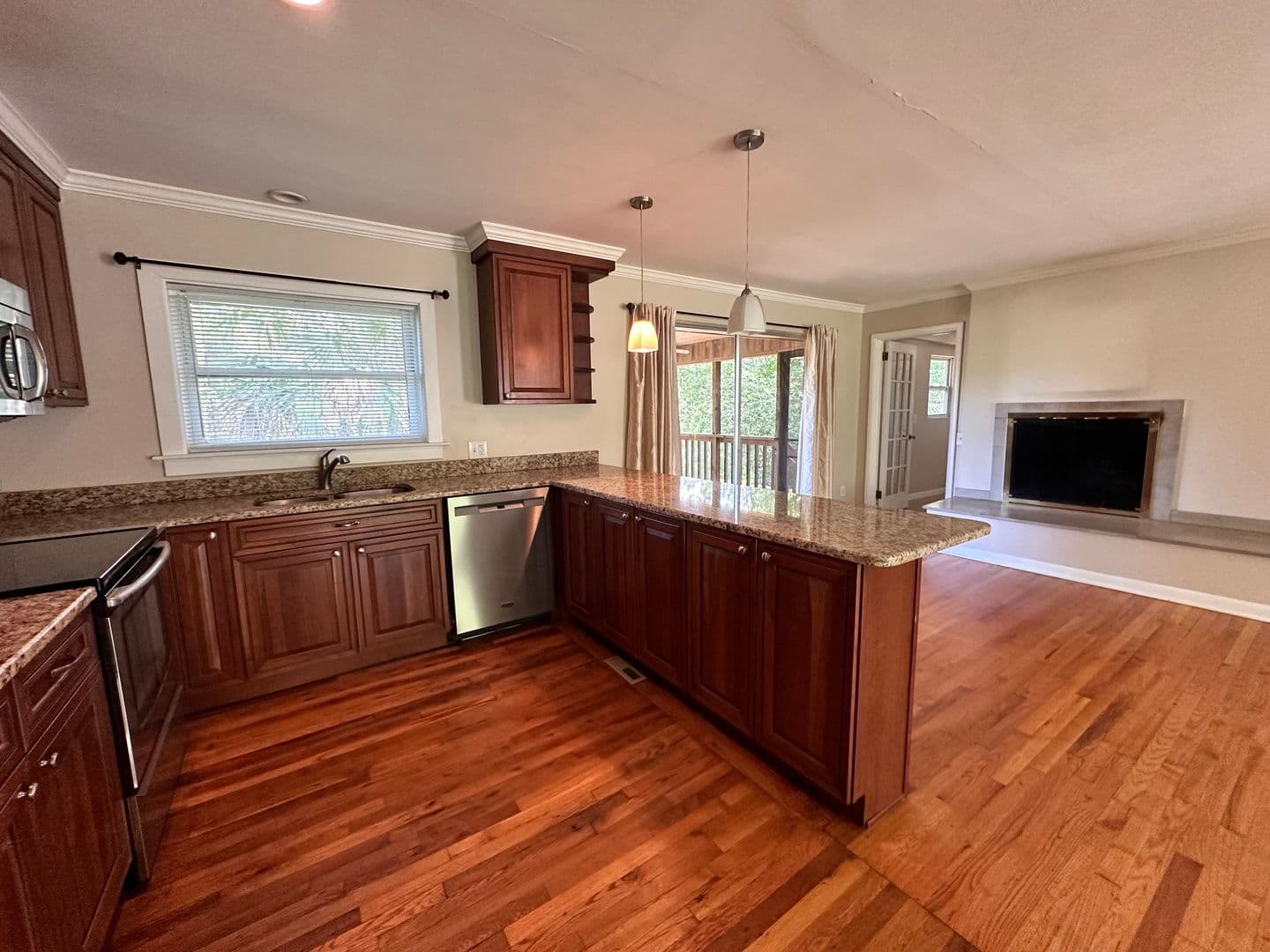 Columbia House: 3221 Foxhall Road