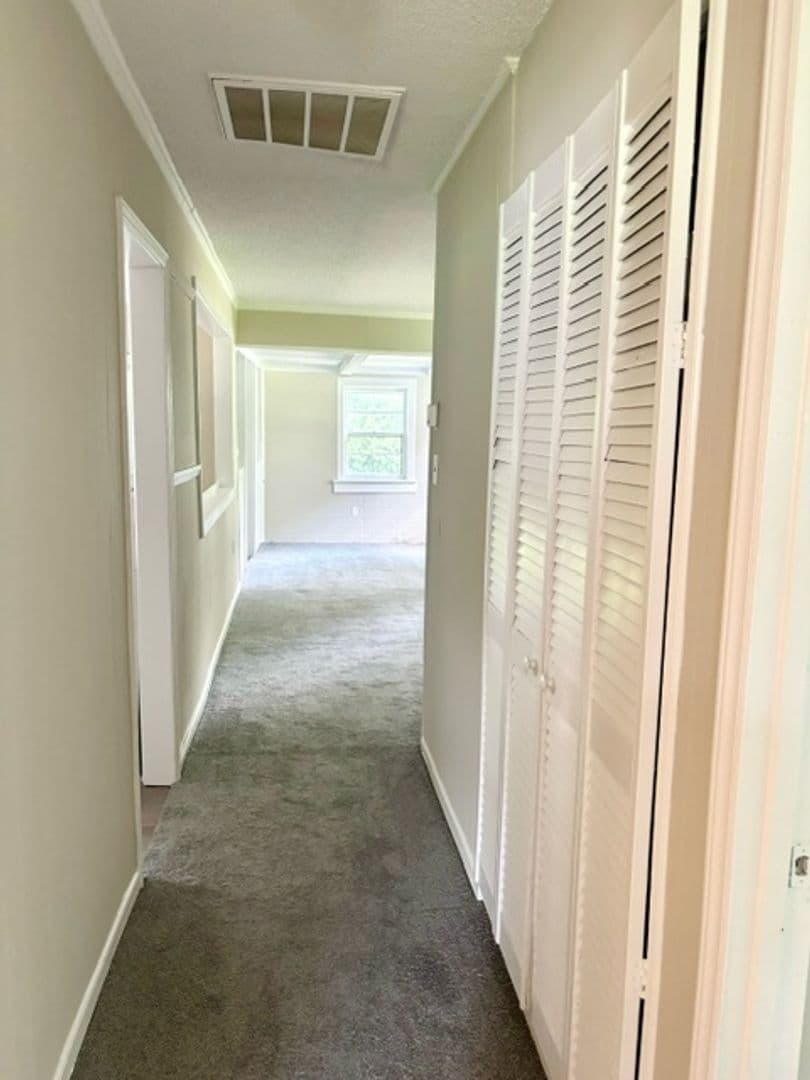 Rock Hill House: 1441 Bose Ave