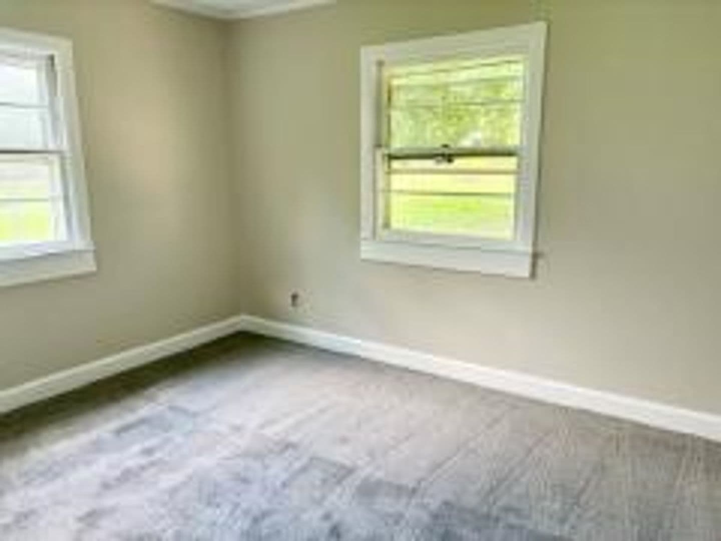 Rock Hill House: 1441 Bose Ave