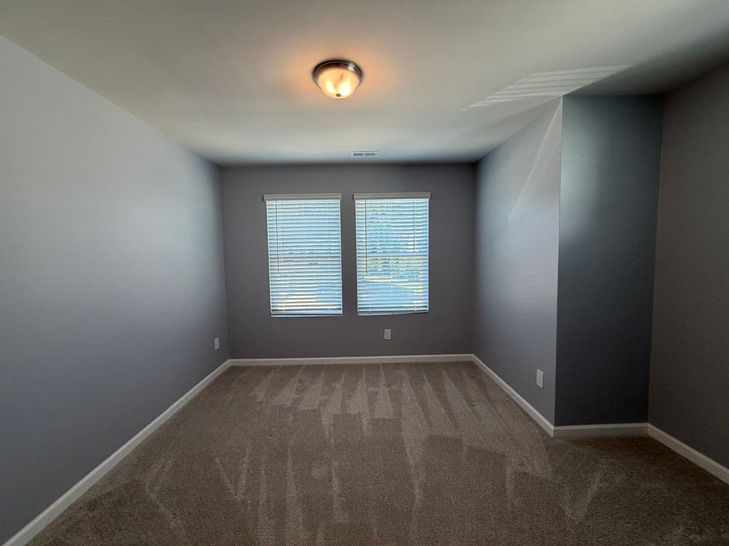 Indianland House: 1648 Munstead Place