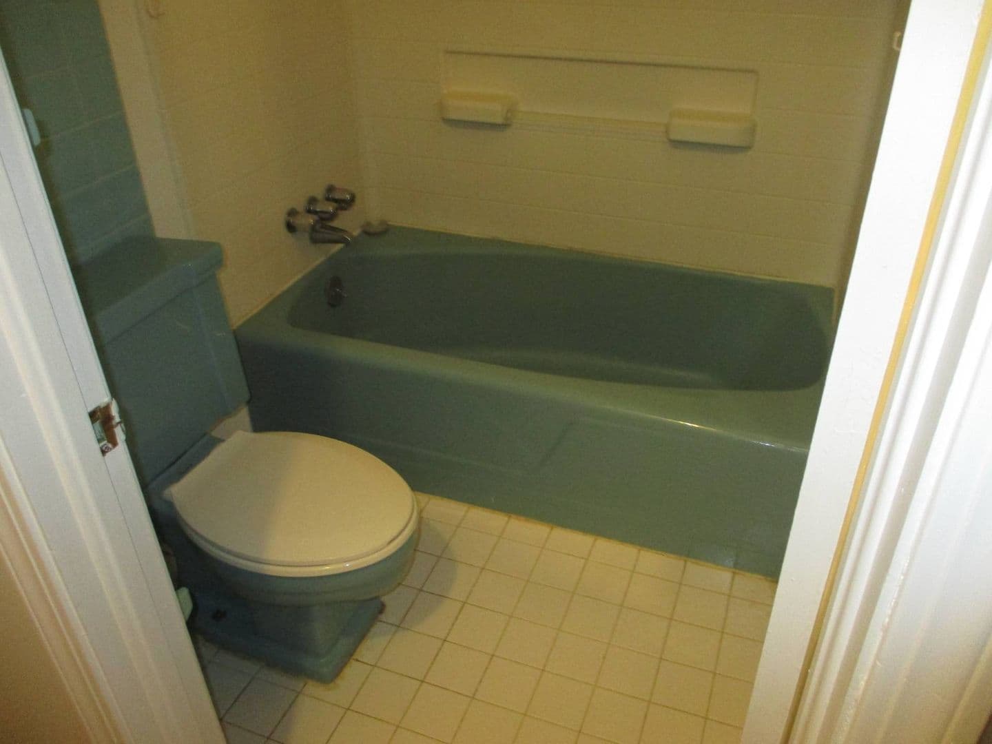 Rock Hill House: 1148 Ebinport Road