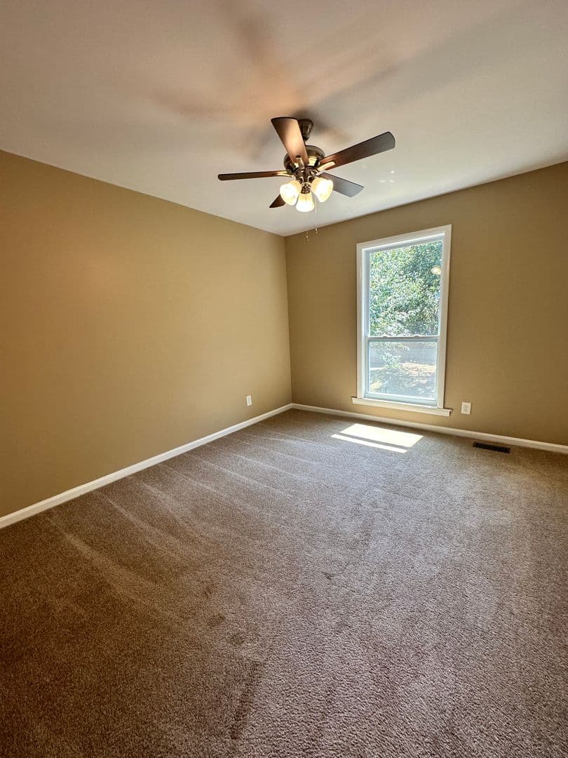 Tega Cay House: 16079 Molokai Drive