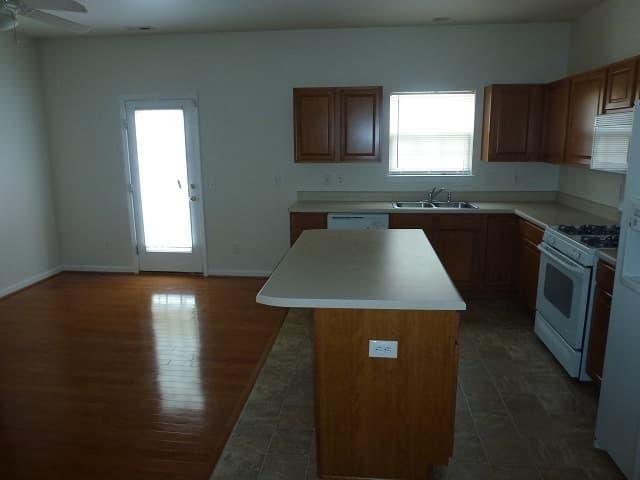 Rock Hill House: 937 Coolsprings