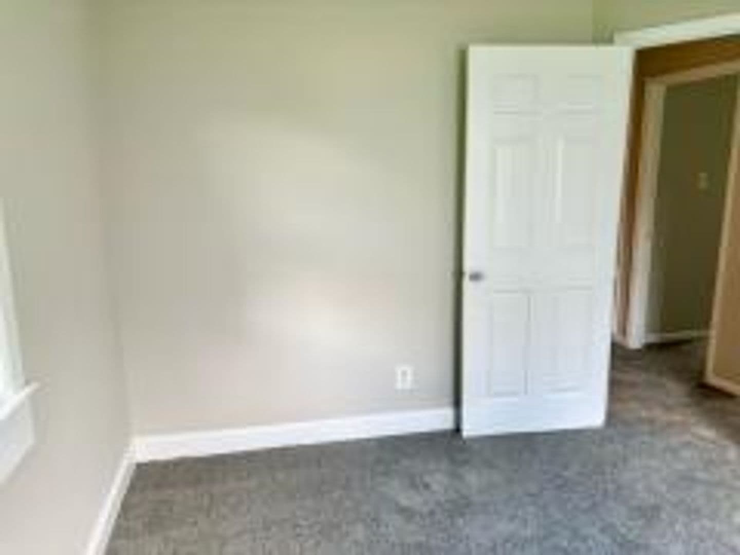 Rock Hill House: 1441 Bose Ave