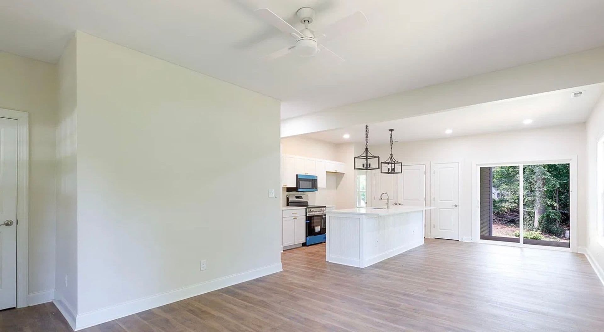 Rock Hill House: 314 Friedheim Road