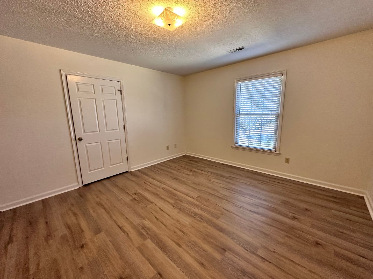 Rock Hill House: 222 Pointe Circle