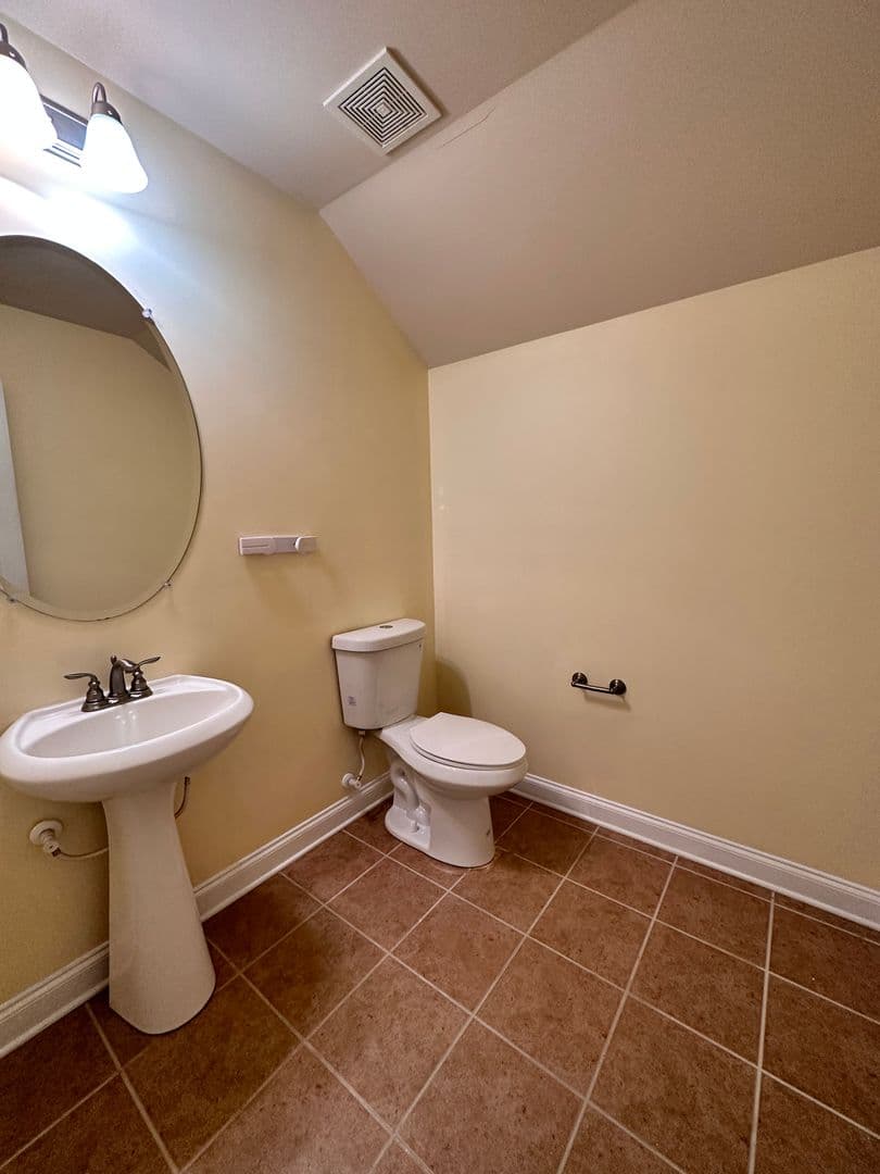 Rock Hill House: 3034 Tallgrass Bluff