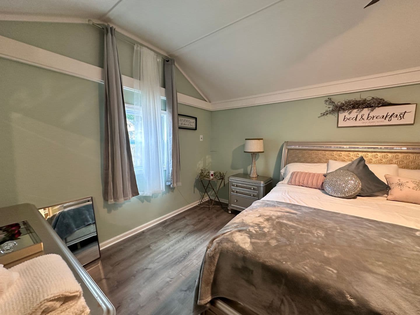 Rock Hill House: 980 Anderson Road South