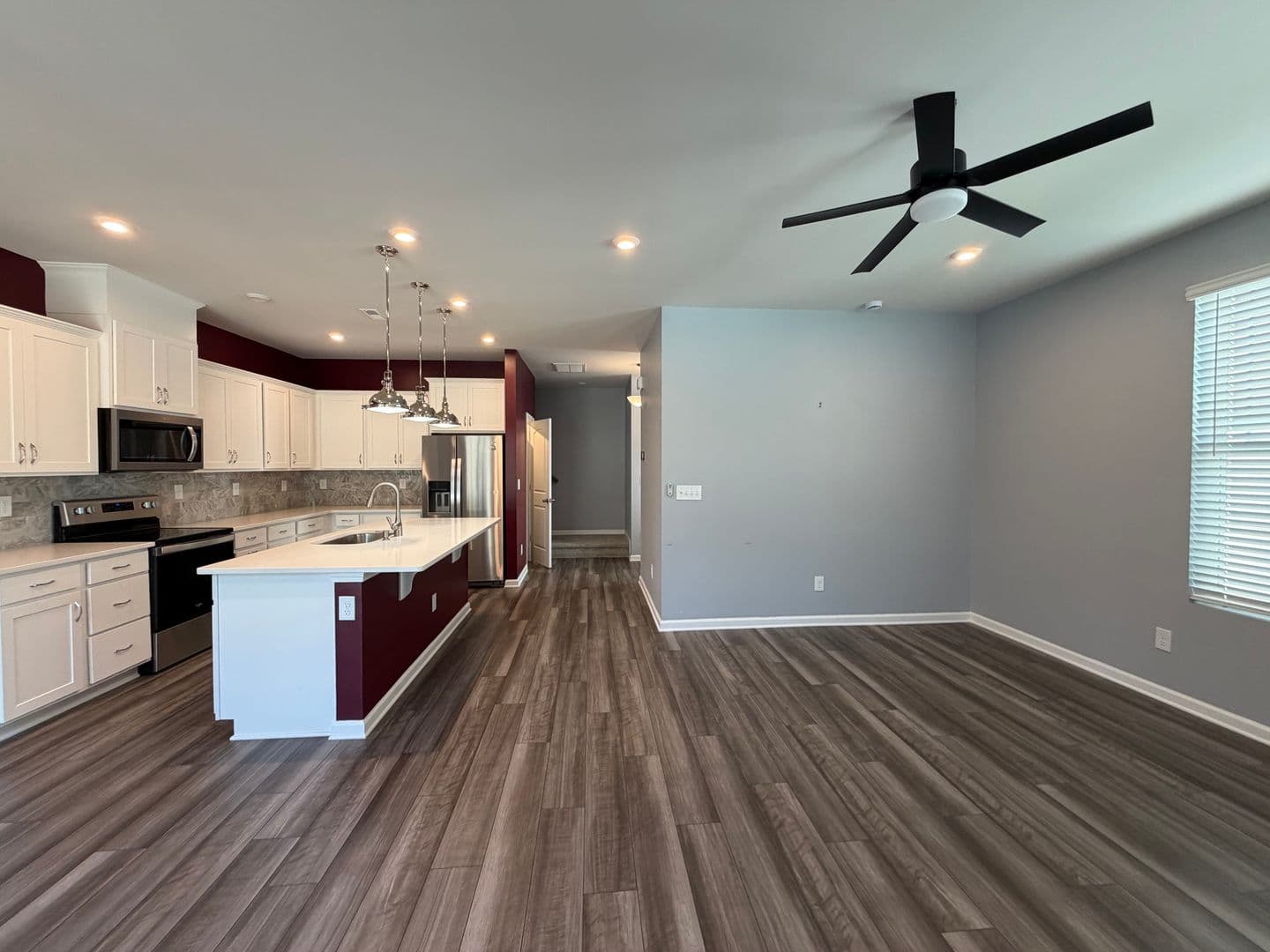 Indianland House: 1648 Munstead Place