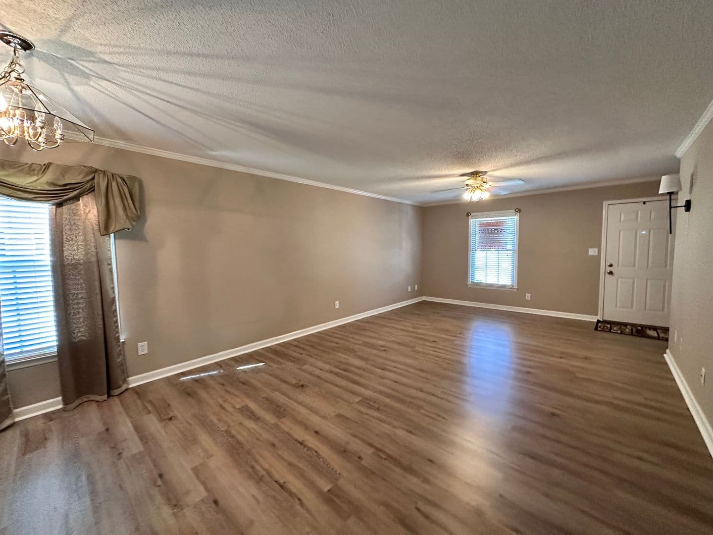 Rock Hill House: 222 Pointe Circle