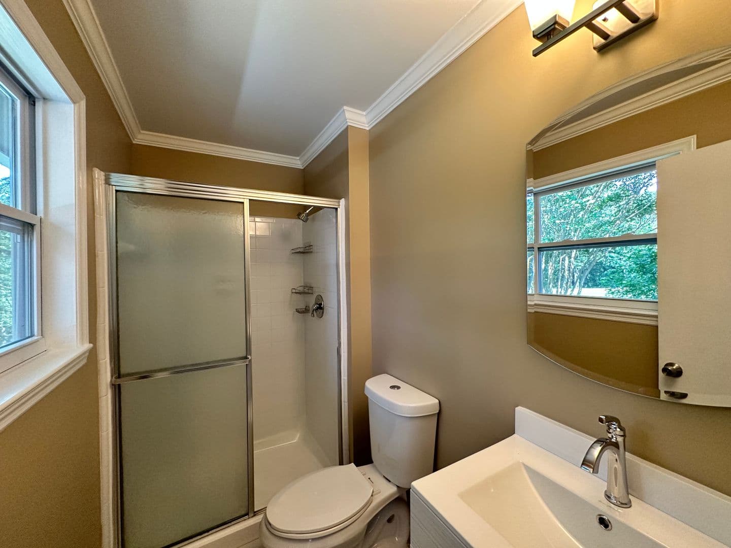 Tega Cay House: 16079 Molokai Drive