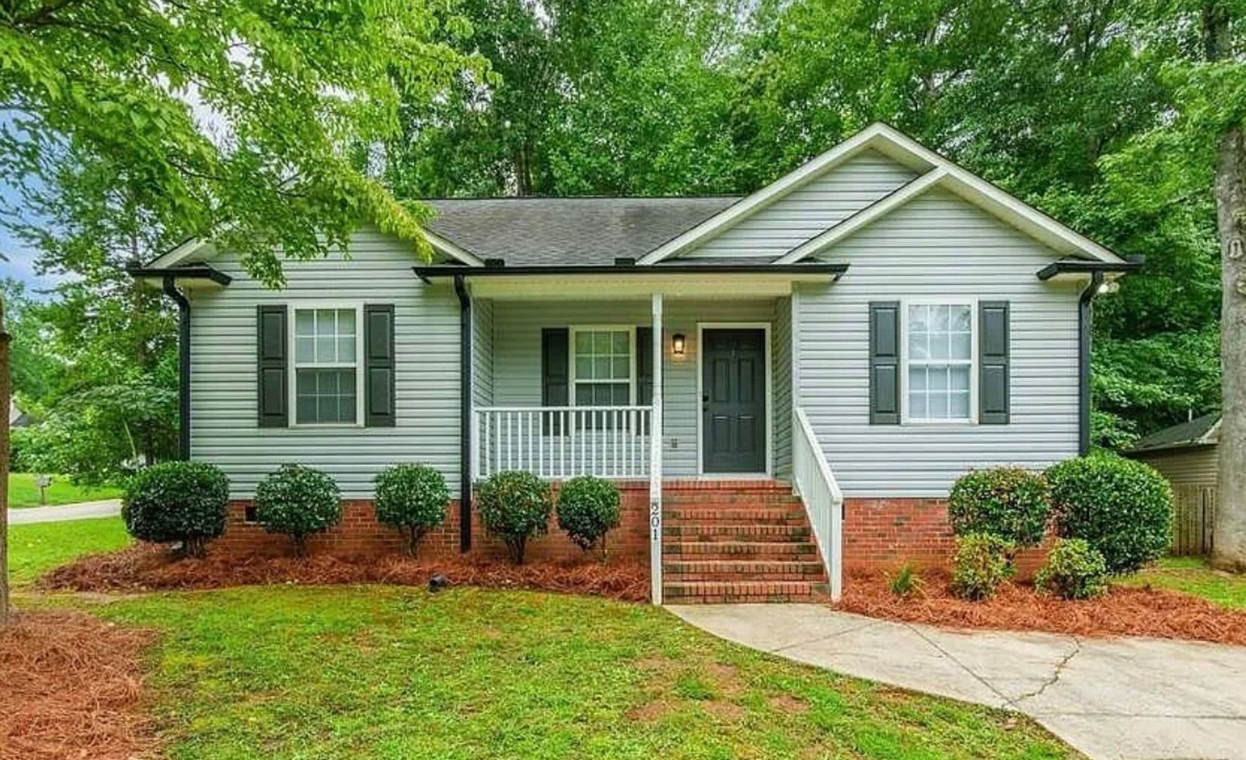 Fort Mill House: 201 Polly Collins Court