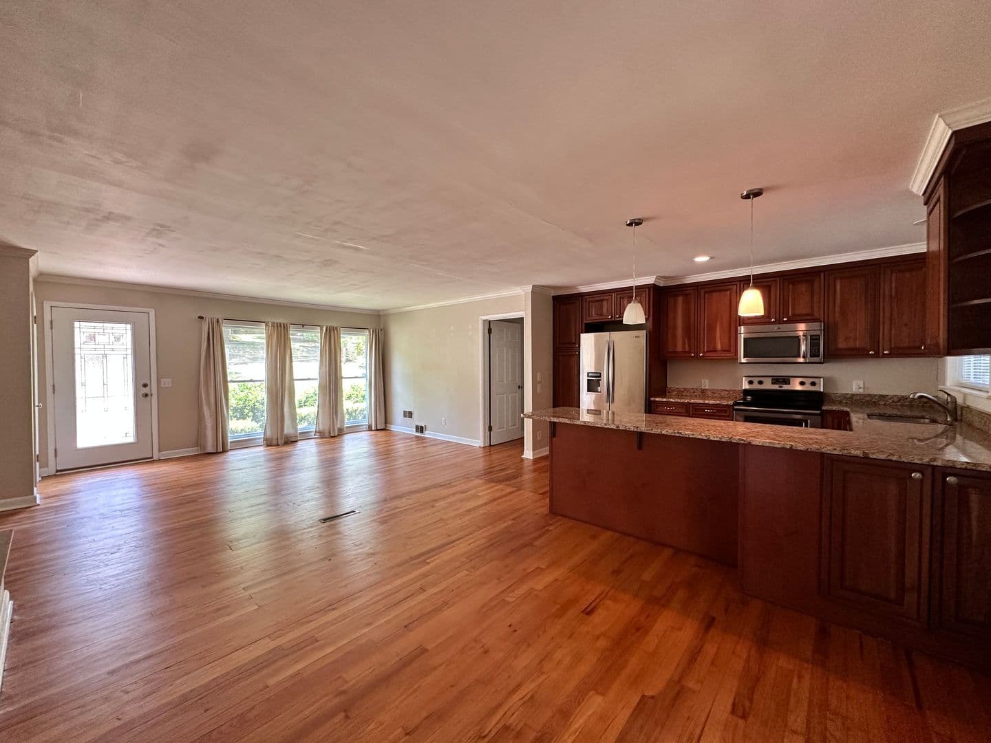 Columbia House: 3221 Foxhall Road