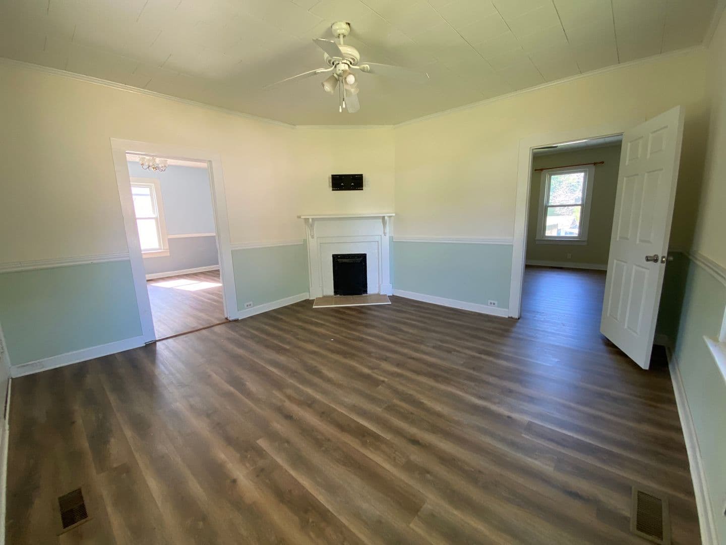 Clover House: 130 Oak Street