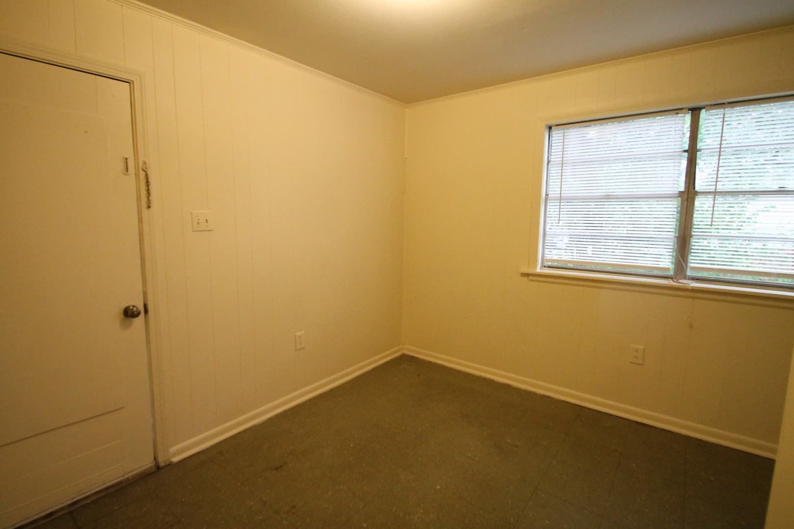 Rock Hill House: 556 1/2 Flint Street
