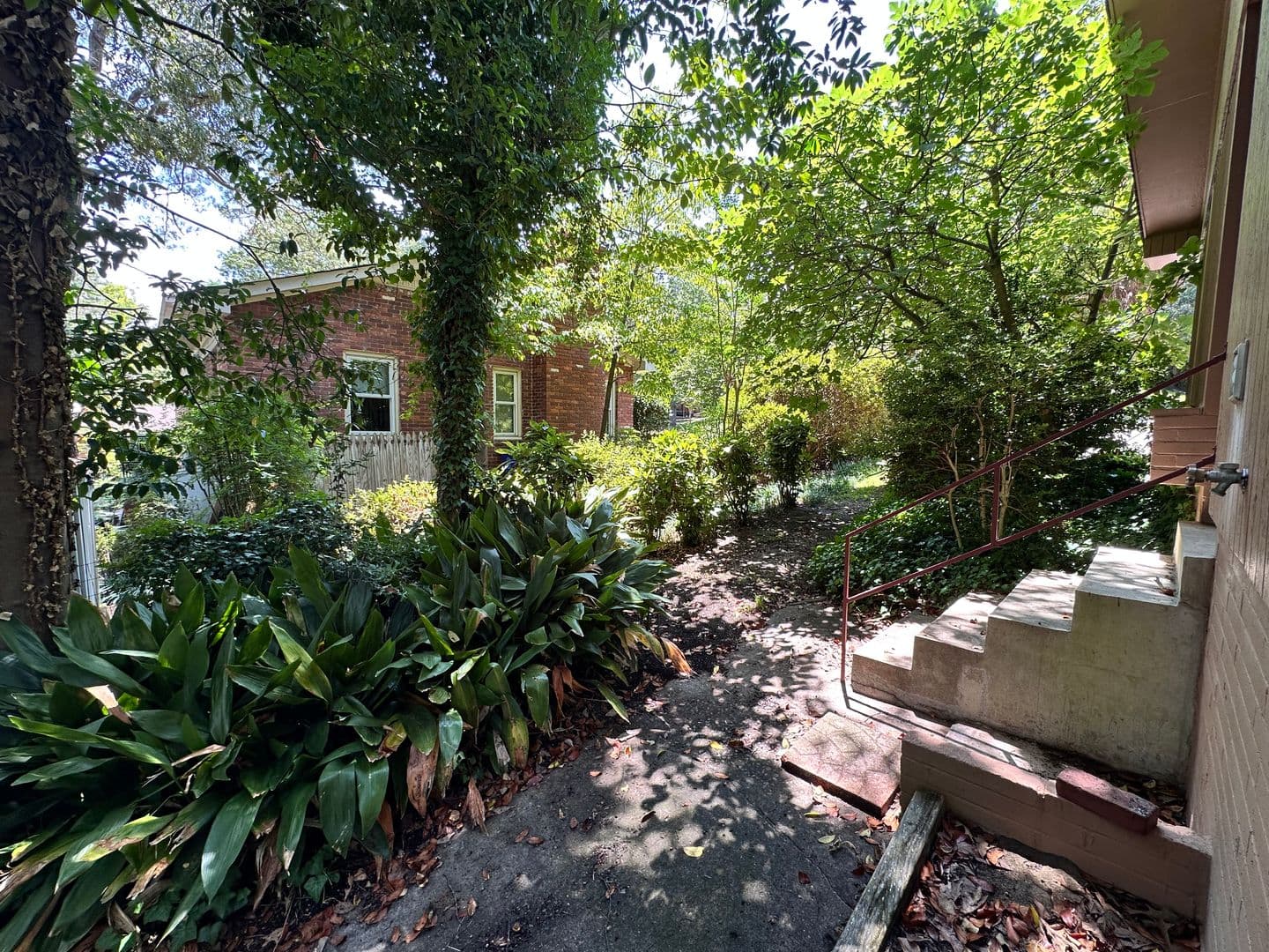 Columbia House: 3221 Foxhall Road